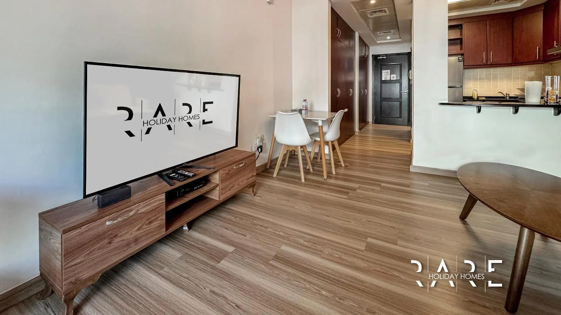 아파트 Rare Holiday Homes - Mediterranean Cluster - Near Ibn Battuta Mall - Discovery Garden - Building# Med 100 - Rg13 두바이 아랍에미리트